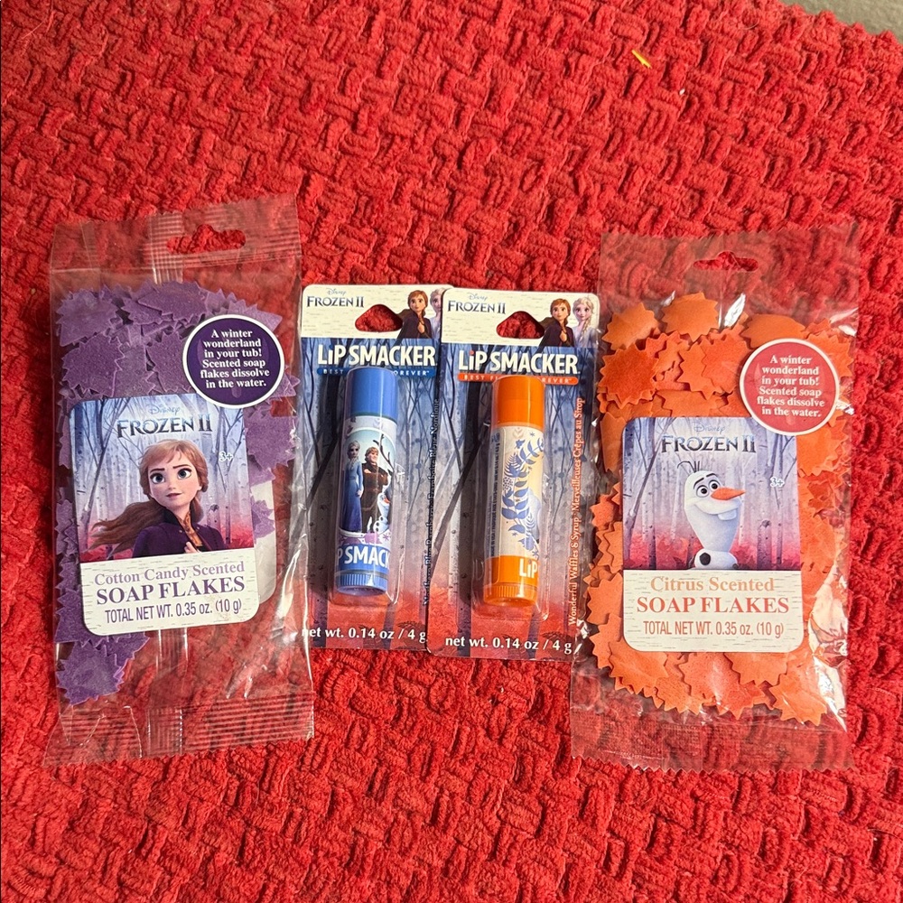 ☃️❄️ Frozen Lip Smacker and Soap Flakes Set ❄️☃️